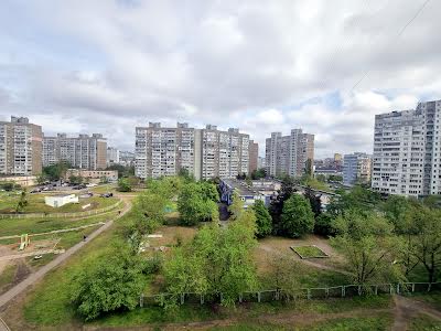 квартира по адресу Киев, Каштановая ул., 8