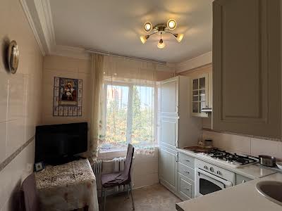 квартира за адресою Київ, Ярослава Гашека бульв., 8