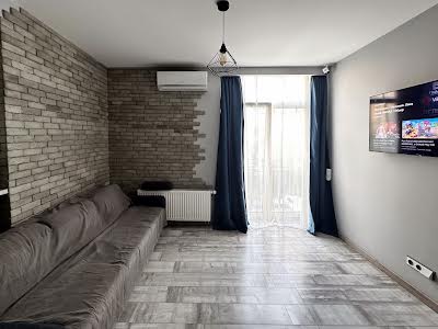 квартира за адресою Регенераторна вул., 4 к15