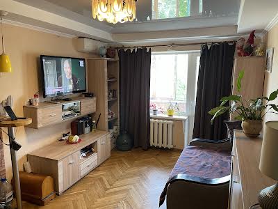 квартира за адресою Будівельників вул., 12-Б