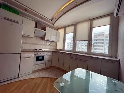 квартира по адресу Авиаконструктора Игоря Сикорского ул. (Танковая), 1-Б