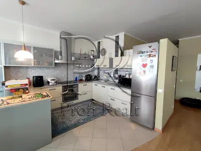 квартира за адресою Київ, Верховної Ради бульв., 21А