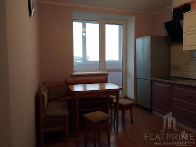 квартира за адресою Бориспільська вул., 6