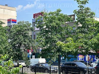 квартира за адресою Київ, Драгоманова вул., 31