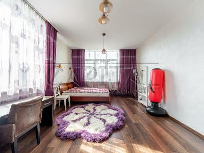 квартира за адресою Коперника вул., 11