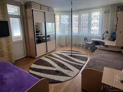 квартира по адресу Олены Пчилки ул., 6-А