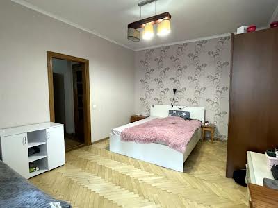 квартира за адресою Джерельна вул., 34