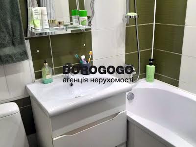 квартира за адресою Борщагівська вул., 212