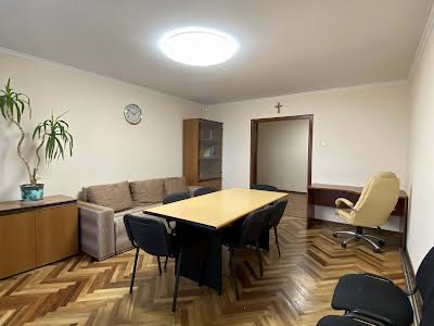 квартира по адресу Святошинская ул., 4