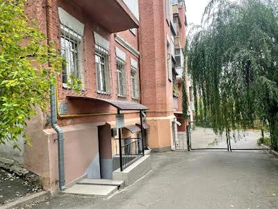 комерційна за адресою Бульварно-Кудрявська вул. (Воровського), 8б