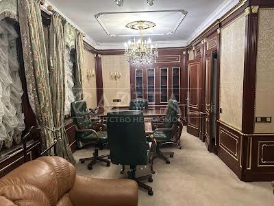 коммерческая по адресу Киев, Костёльная ул., 6