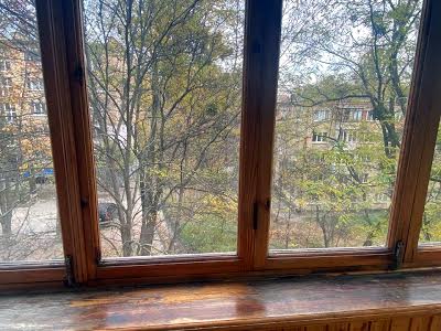 квартира за адресою Андрія Верхогляда вул. (Михайла Драгомирова), 10а