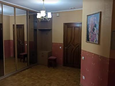 квартира за адресою Драгоманова вул., 31Б