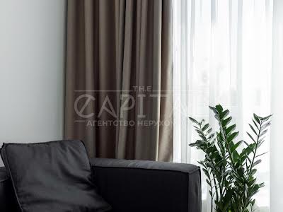 квартира за адресою Салютна вул., 2б