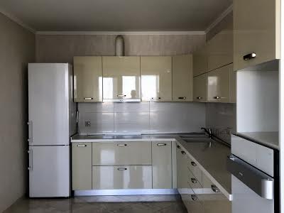 квартира за адресою Панаса Мирного вул., 28-А