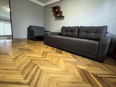 квартира за адресою Харківське шосе, 21/3