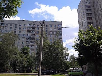 квартира за адресою Польова вул., 8