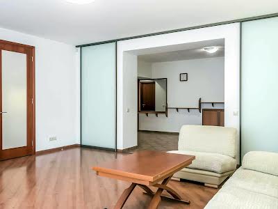квартира за адресою Київ, Дмитрівська вул., 45