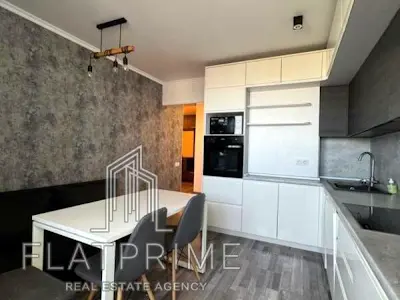 квартира по адресу Здановської вул., 36в