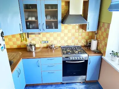 квартира за адресою Романа Ратушного вул. (Волгоградська), 37