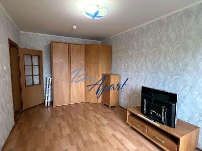 квартира за адресою Смілянська вул., 15а