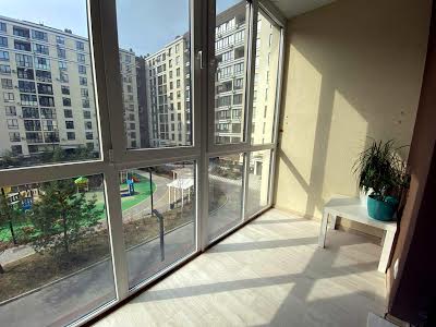 квартира за адресою Київ, Практична вул., 3