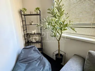 квартира за адресою Шота Руставелі вул., 20