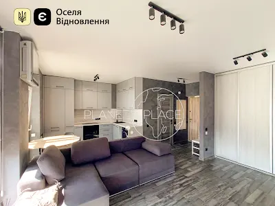 квартира за адресою Набережна вул., 8д