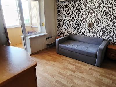 квартира по адресу Натальи Ужвий ул., 7