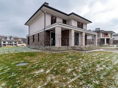 дом по адресу с. Иванковичи, Струмкова, 103