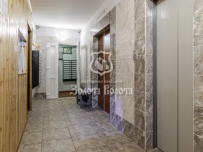 квартира по адресу Натальи Ужвий ул., 5