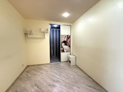 квартира по адресу с. Софиевская борщаговка, Боголюбова ул., 14
