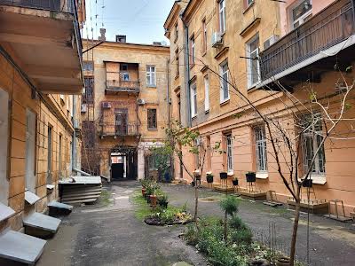 квартира за адресою Софіївська вул., 16