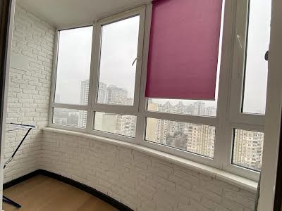 квартира по адресу Драгоманова ул., 40-З
