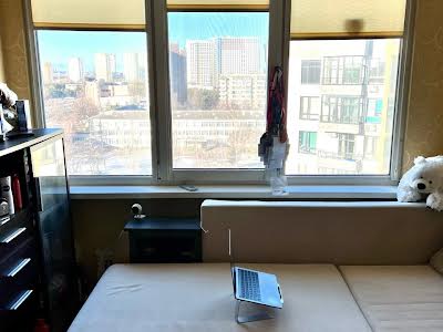 квартира за адресою Космічна вул., 4