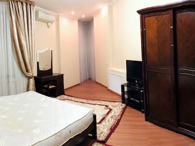 квартира за адресою Тараса Шевченка бульв., 33-Б
