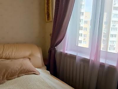 квартира по адресу Гонгадзе Георгия просп. (Советской Украины), 18-Д