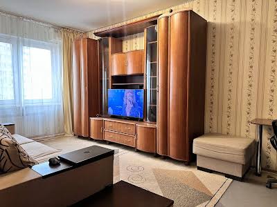 квартира по адресу Урловская ул., 20
