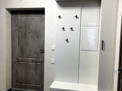 квартира по адресу Ревуцкого ул., 40-Б