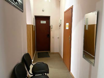 комерційна за адресою Київ, Чоколівський бульв., 30