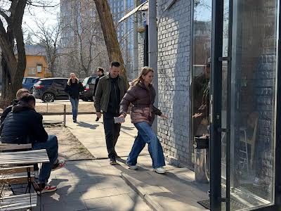 коммерческая по адресу Деревлянская ул. (Якира), 20/2