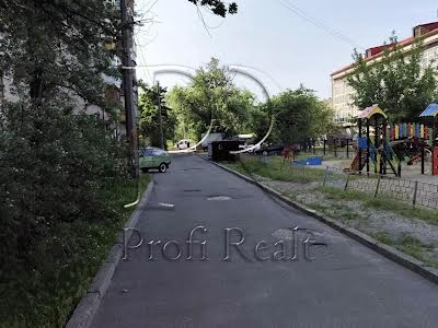 квартира по адресу Ялтинская ул., 9А