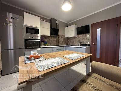 квартира за адресою Кургузова вул., 11-Б