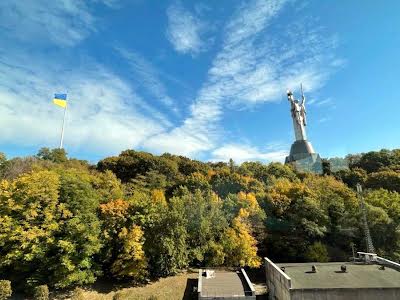 квартира за адресою Редутна вул., 67