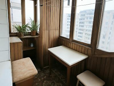 квартира по адресу Червоной Калины просп. (Владимира Маяковского), 95б