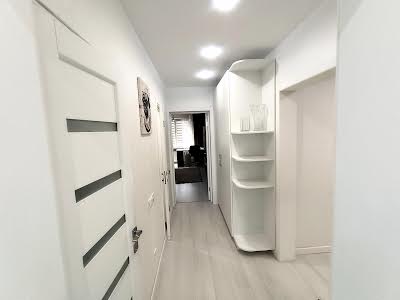 квартира за адресою Сергія Данченка вул., 3