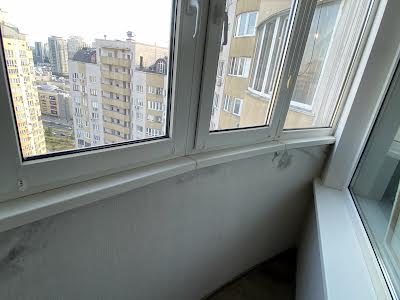 квартира за адресою Дніпровська набережна вул., 19