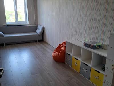 квартира за адресою Ялтинська вул., 14