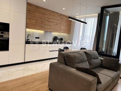 квартира за адресою Дніпровська набережна вул., 18-А