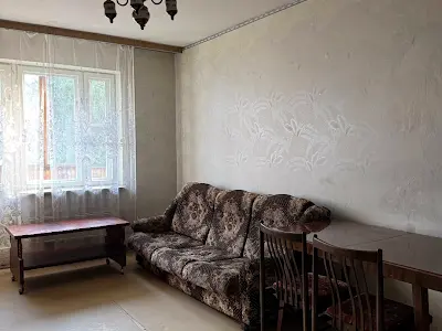 квартира по адресу Ревуцкого ул., 19/1